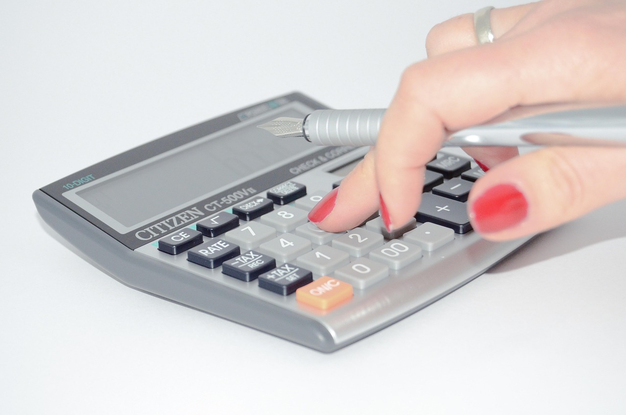 Average Calculator: Beyond Simple Sums and Counts