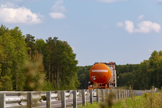 Screenshot of a fuel tracking app interface showing MPG data and fuel costs